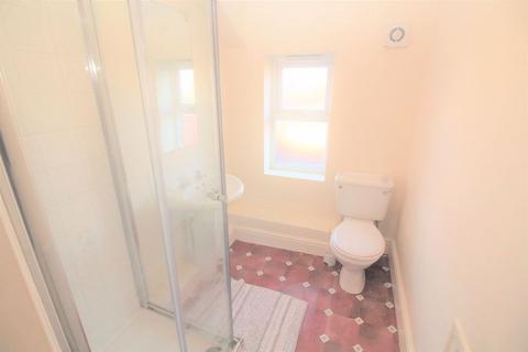 1 bedroom in a flat share to rent, 46 Salters Road, Newcastle Upon Tyne NE3