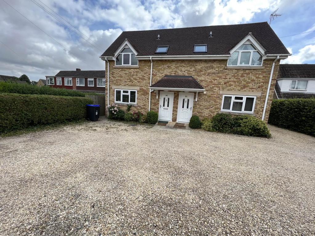 Woodcock Road, Warminster, Wiltshire 3 bed house £1,250 pcm (£288 pw)