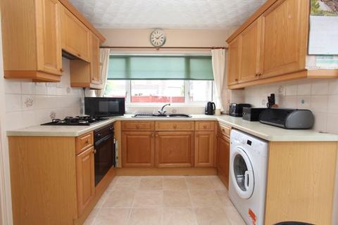 3 bedroom semi-detached house for sale - Field View Road, Barry