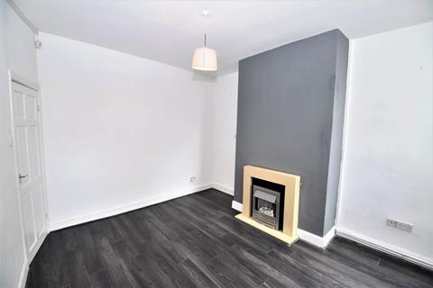 3 bedroom terraced house for sale - Cemetery Road, Salford