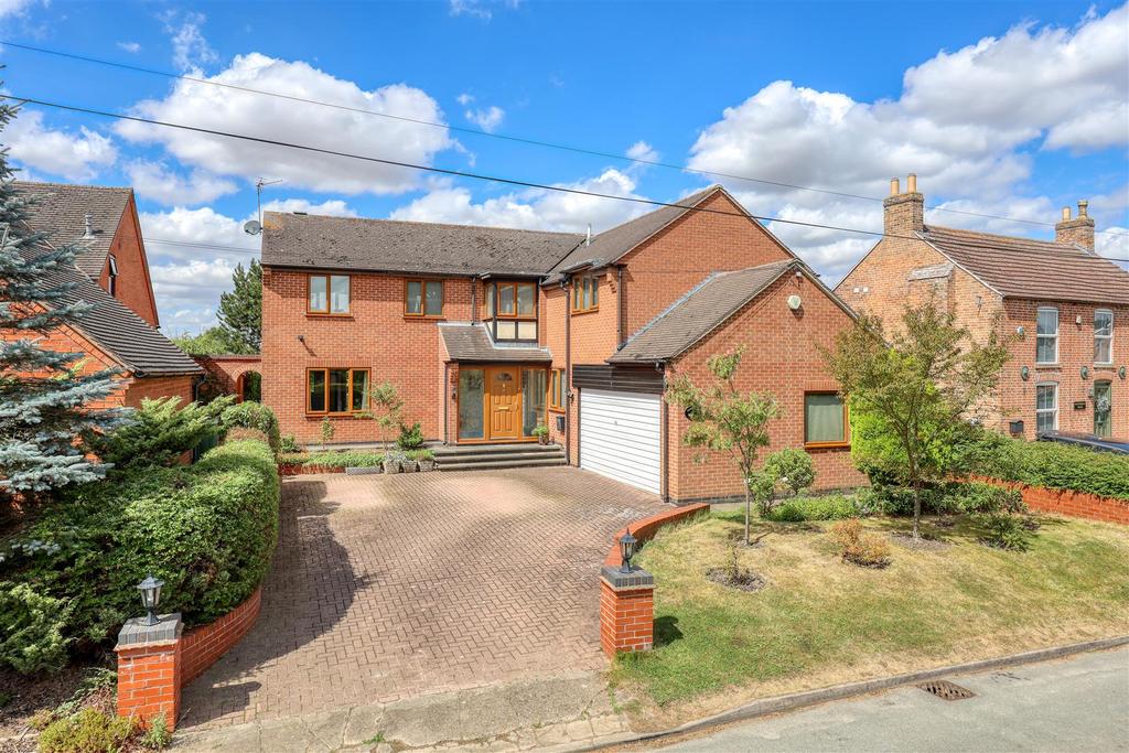 Main Street, Kirby Bellars 4 bed detached house for sale £650,000