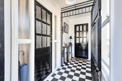 323b Stanstead Road, Forest Hill, London, SE6 4UE