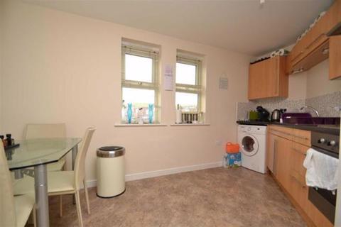 2 bedroom flat for sale - Whitehall Road, Leeds