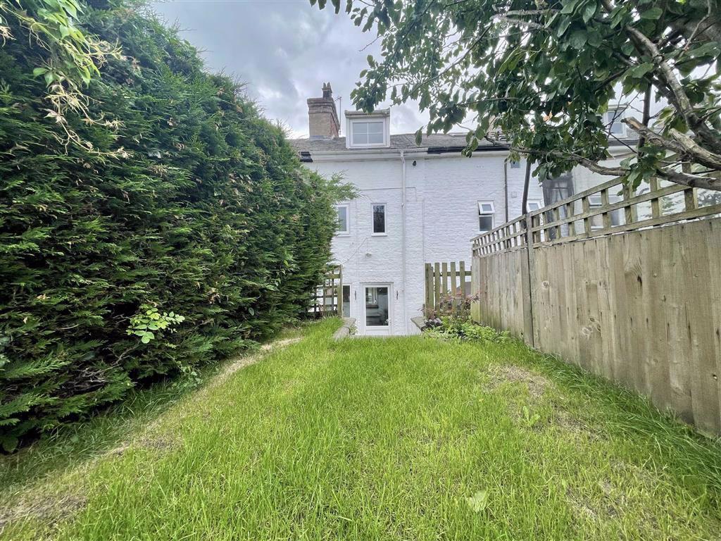 Upper Brook Street, Oswestry, SY11 2 bed terraced house £149,950