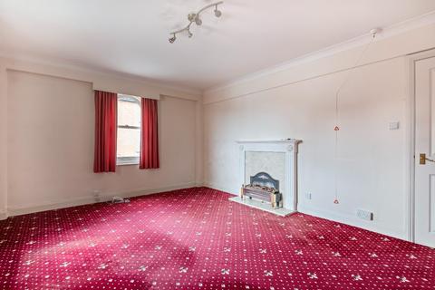 2 bedroom apartment for sale - 5 Deens Court, St. Nicholas Street, Hereford, HR4 0AF