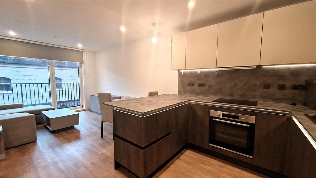 Living/Kitchen Area