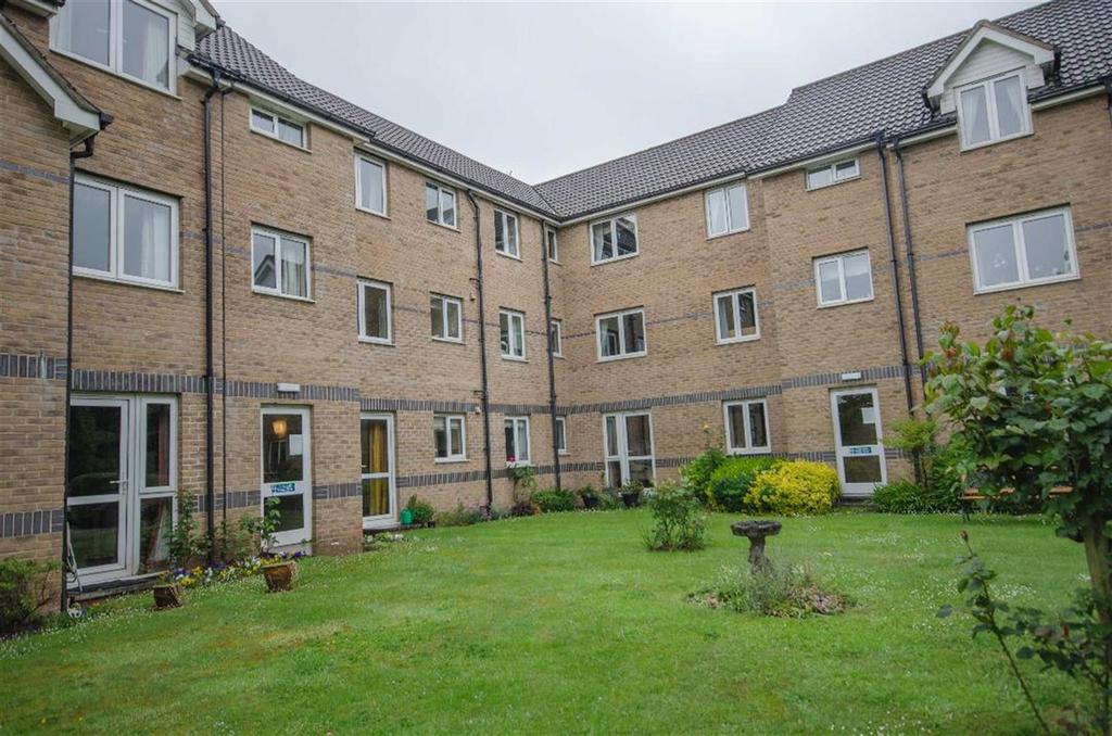 Christchurch Lane, Downend, Bristol, BS16 5TR 1 bed flat for sale £
