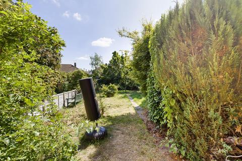 31 Cator Close, New Addington, Croydon, CR0 0BN