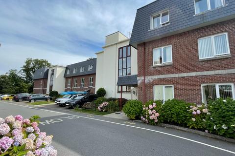 2 bedroom retirement property for sale, Willow Court, Clyne Common, Swansea