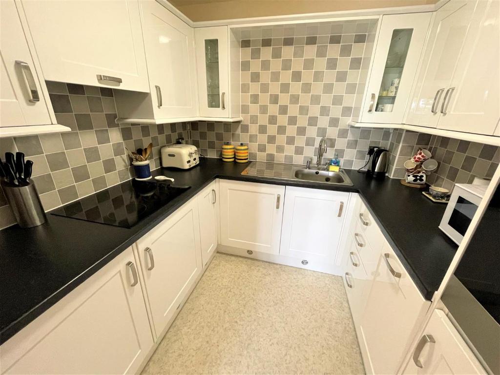 Kitchen.JPG