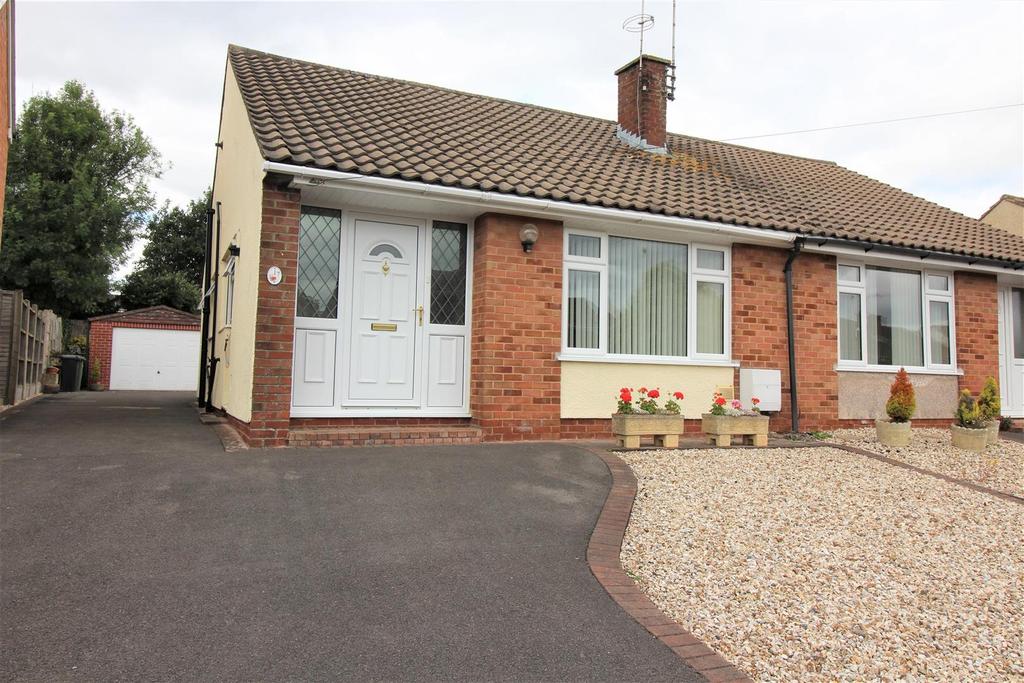Woodleigh, Thornbury, BS35 2JR 2 bed bungalow £350,000