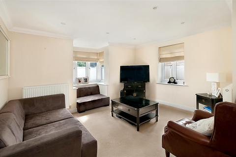 2 bedroom apartment for sale - Amber Lane, Kings Hill