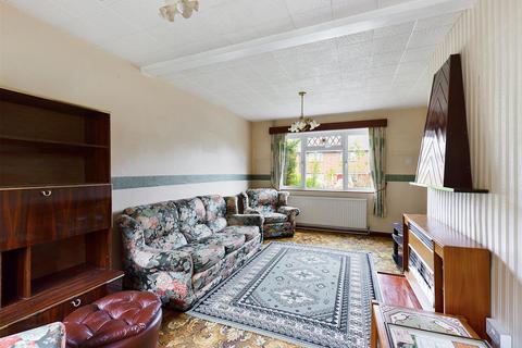 21 Chesney Crescent, New Addington, Croydon, CR0 0RN