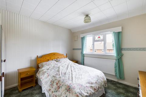 21 Chesney Crescent, New Addington, Croydon, CR0 0RN