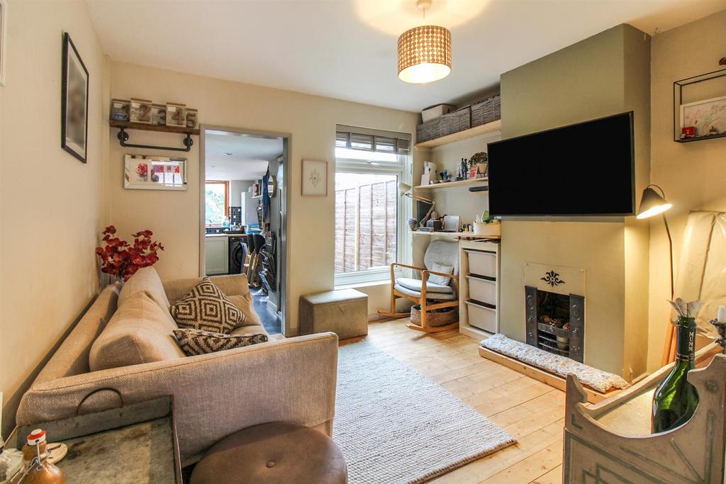 Albert Street, Aylesbury 2 bed house £315,000