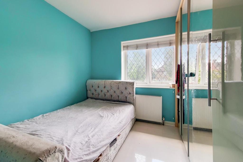 12 Bedroom 3-0.jpg