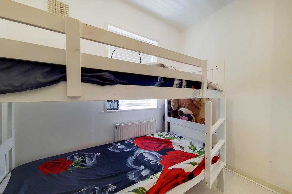 11 Bedroom 5-0.jpg