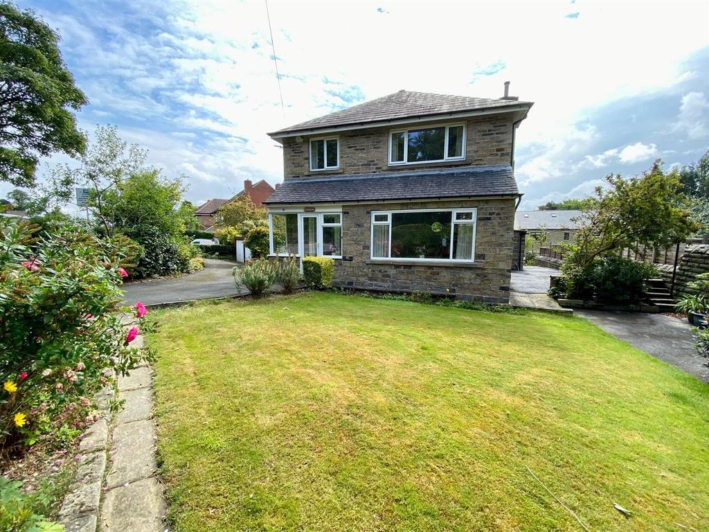Crowlees Road, Mirfield 3 bed detached house £400,000