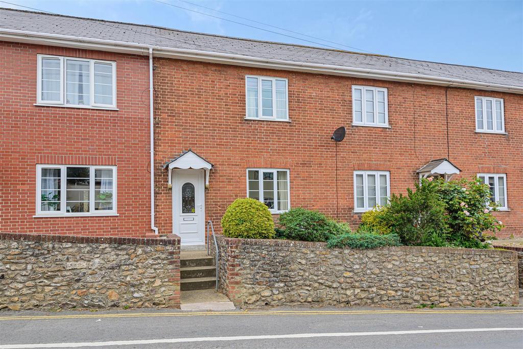 Clapper Lane, Honiton 2 bed terraced house £210,000