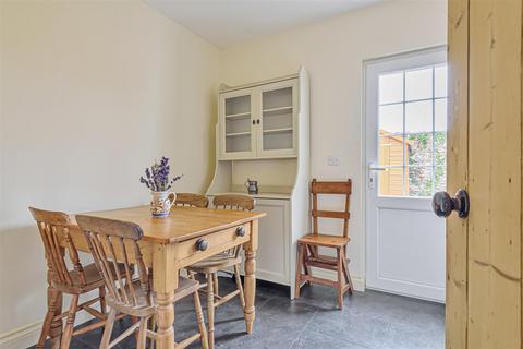 18 Clapper Lane, Honiton, EX14 1QH