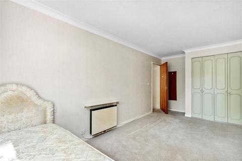 1 bedroom flat for sale - Homecross House, Fishers Lane, W4