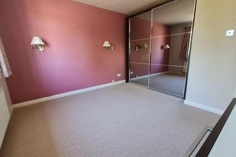 3 bedroom end of terrace house for sale - Harewood Close, Langham