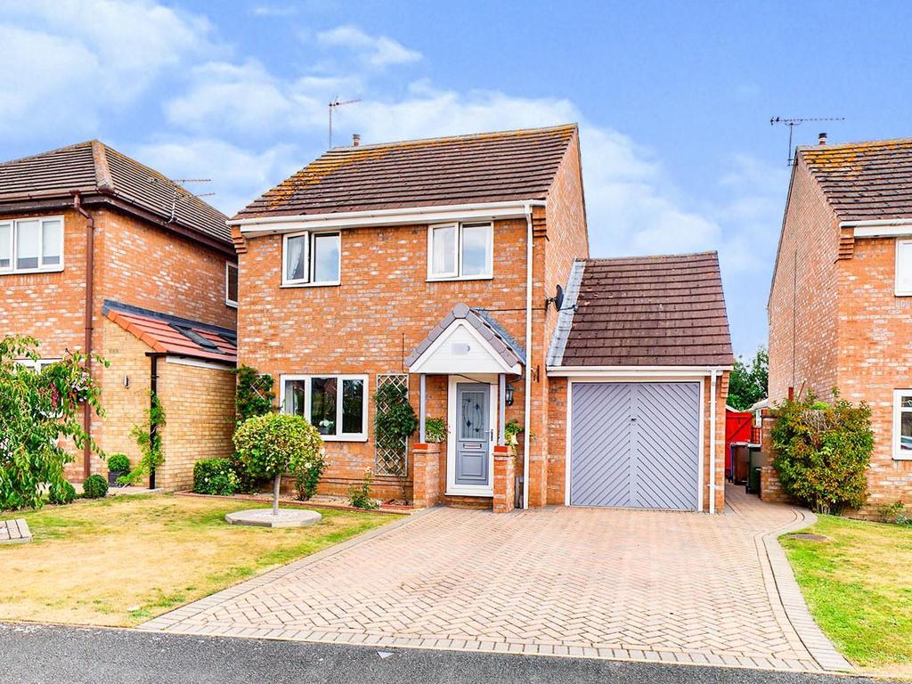 Churchfields, Tickton, Beverley 3 bed detached house for sale £285,000