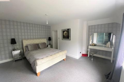 2 Borrowdale Crescent, Manchester, M20 2XU