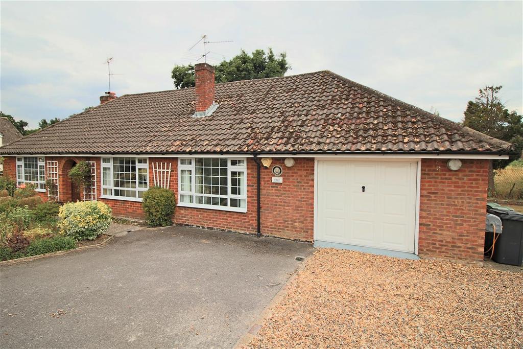 City Road, Tilehurst, Reading 4 bed detached bungalow for sale £695,000