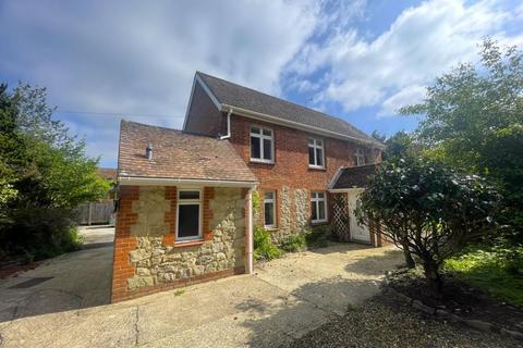 3 bedroom detached house to rent, Boughton Monchelsea