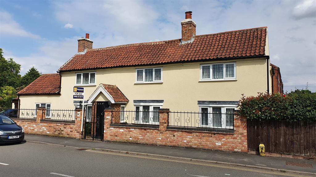 Cherry Street, Bingham 4 bed detached house for sale £495,000