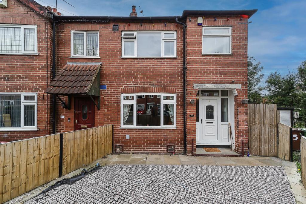 Whitebridge Spur, Leeds 3 bed semidetached house £190,000