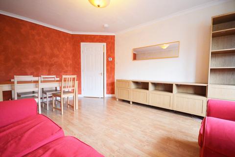 2 bedroom flat to rent - Millar Crescent Edinburgh EH10 5HQ United Kingdom