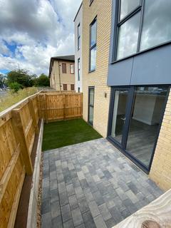 1 bedroom apartment to rent - Moorgate Court, George Cayley Drive, York, North Yorkshire, YO30