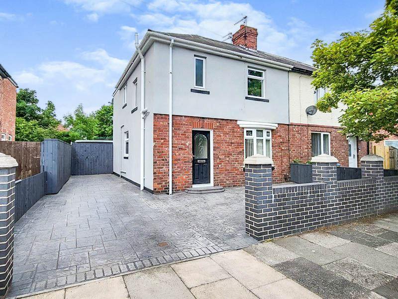 Hylton Road, Jarrow, Tyne and Wear, NE32 5QX 3 bed semidetached house