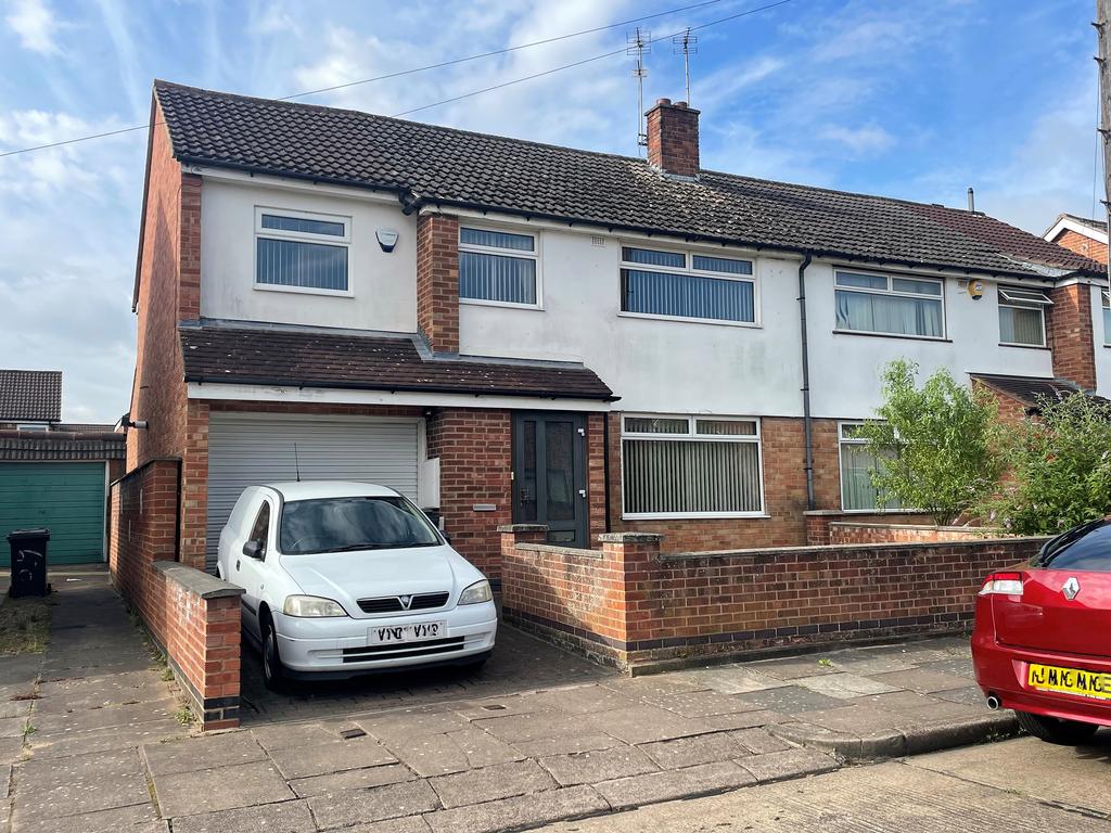 Heddington Way, West Knighton 4 bed semidetached house £1,250 pcm (£