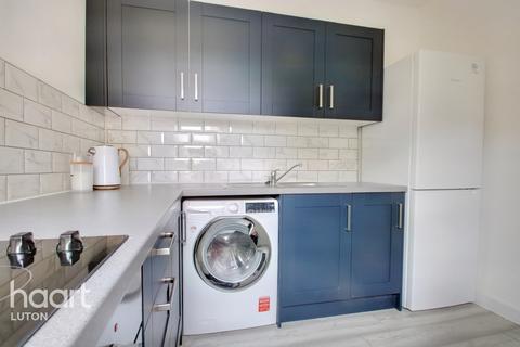 73 Latimer Road, Luton, LU1 3XE