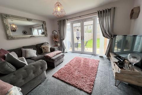 13 Whitehouse Close, Halifax, HX2 9WB