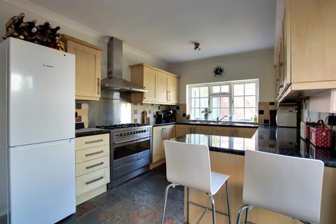 3 Avenue Road, Southampton, SO14 6TR