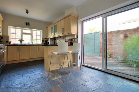 3 Avenue Road, Southampton, SO14 6TR