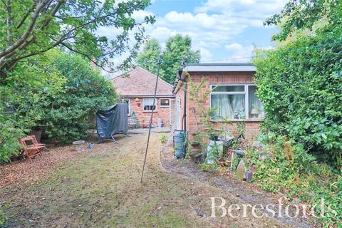 4 bedroom bungalow for sale - Ongar Road, Writtle, CM1