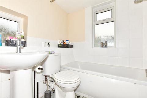 12 Bush Avenue, Newington, Ramsgate, CT12 6EY