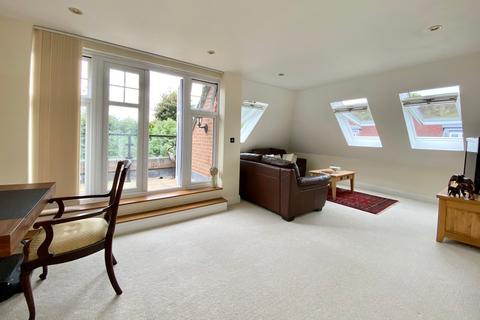 2 bedroom apartment for sale - Station Road, Lawnswood Station Road, HP9