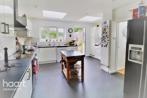 4 bedroom semi-detached house for sale - Headley Road, Hindhead