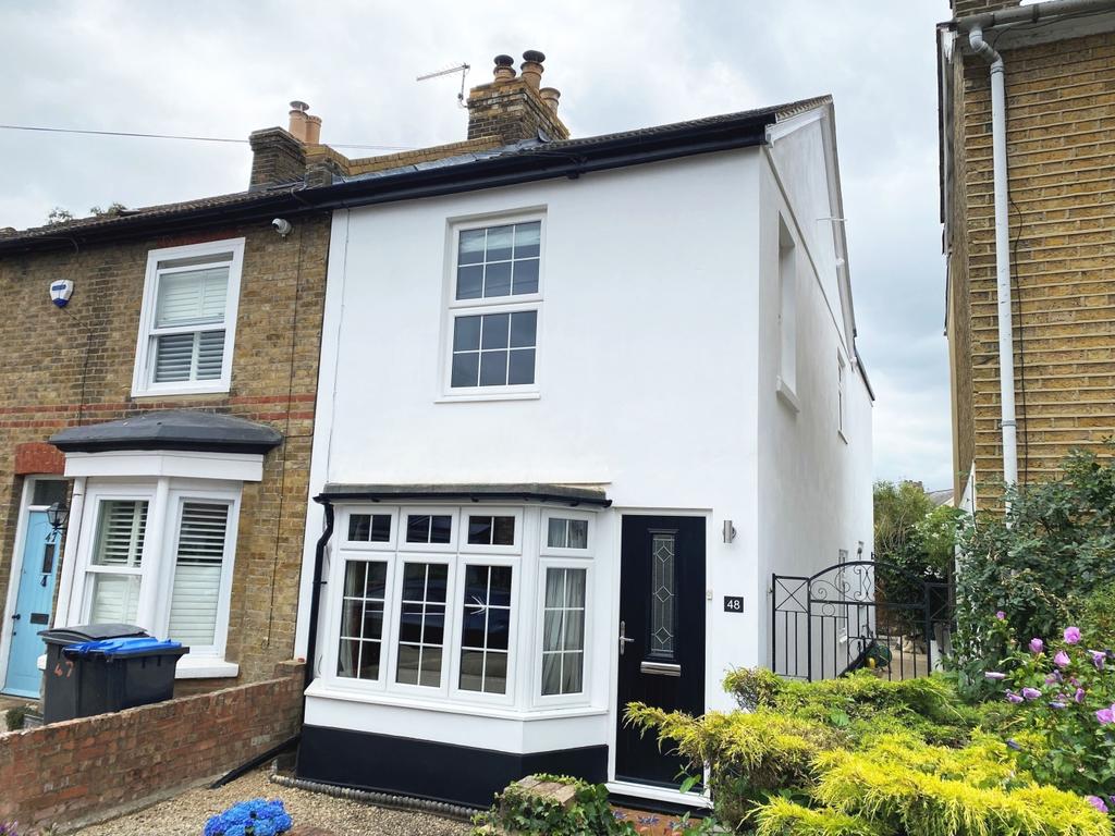 Strode Street, Egham, Surrey, TW20 3 bed end of terrace house for sale