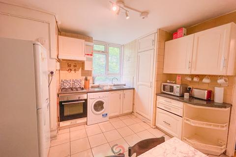 1 bedroom in a flat share to rent, Hilgrove Rd NW6