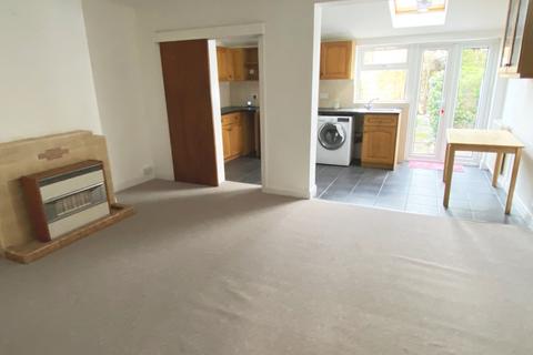 4 bedroom terraced house to rent, Park Road, Egham, Surrey, TW20