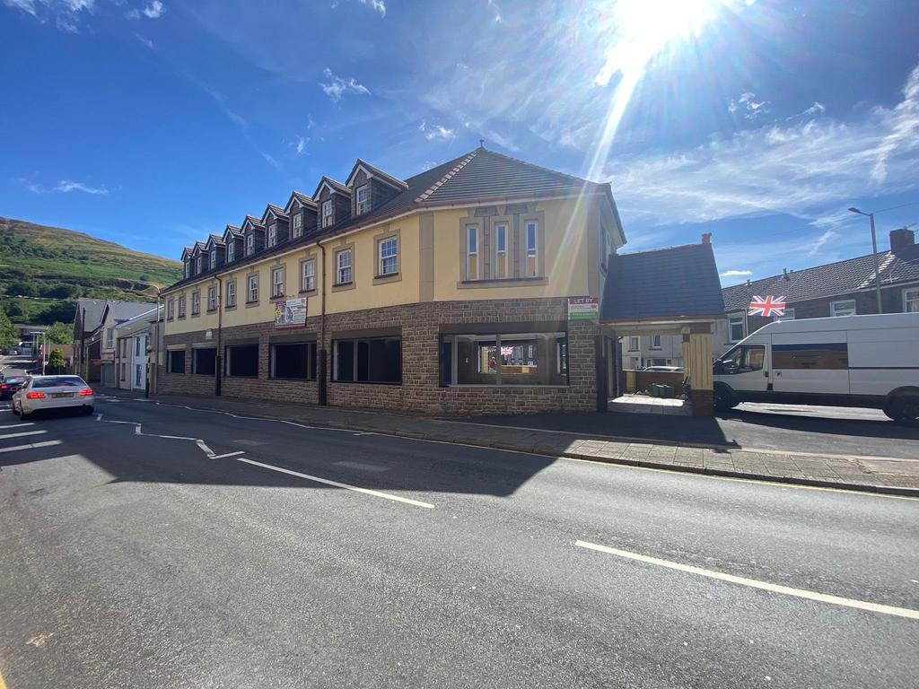 Llanfoist Street, TonPentre, Rhondda, Cynon, Taff. CF41 7EE Retail property (high street) to