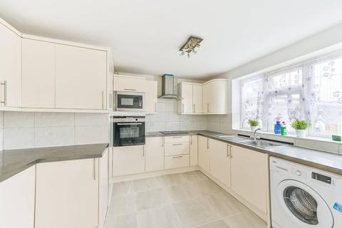 37 Rawstone Walk, London, E13 0HZ