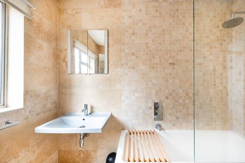 Flat 3, 25 Exeter Road, London, NW2 4SJ